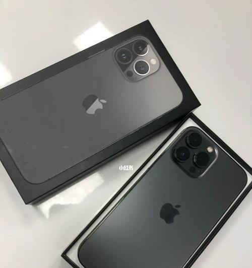 iPhone13的尺寸揭秘（全面屏设计下的尺寸突破）