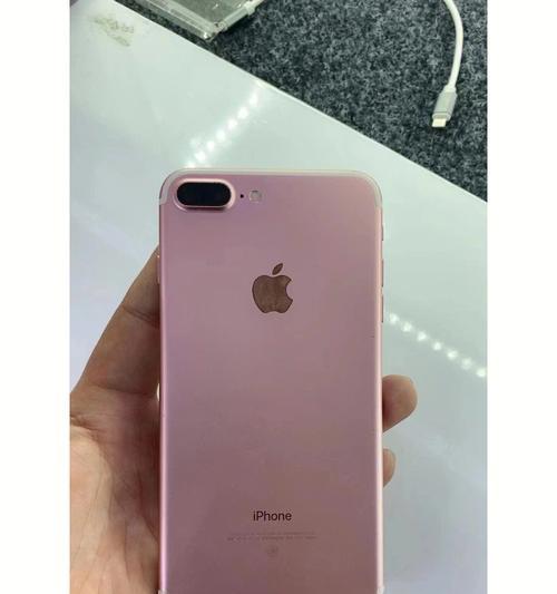 iPhone7电池容量揭秘（探究iPhone7电池容量及其对用户体验的影响）