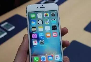 iPhone手机显示无SIM卡处理方法（解决iPhone显示无SIM卡的问题，让手机重新正常使用）