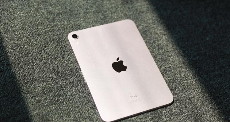 全面解析iPadmini6（一触即发的强劲表现与轻松携带的体验）