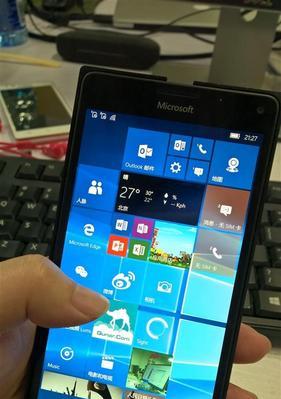 Windows10桌面图标显示操作方法（简单操作让你的桌面更整洁）