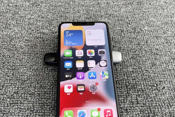 全面升级的iPhone11Pro（视觉与强大性能的完美结合，带来全新的智能手机体验）