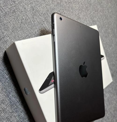 iPad尺寸对比表厘米？最新iPad各型号尺寸详细对比！